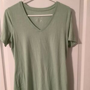 Apt. 9 Light Green V-Neck Short Sleeve Tee